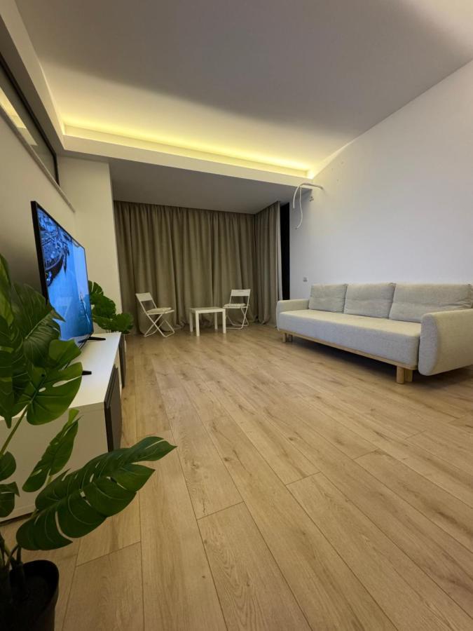 Warm Hotel Apartment Bukarest Kültér fotó